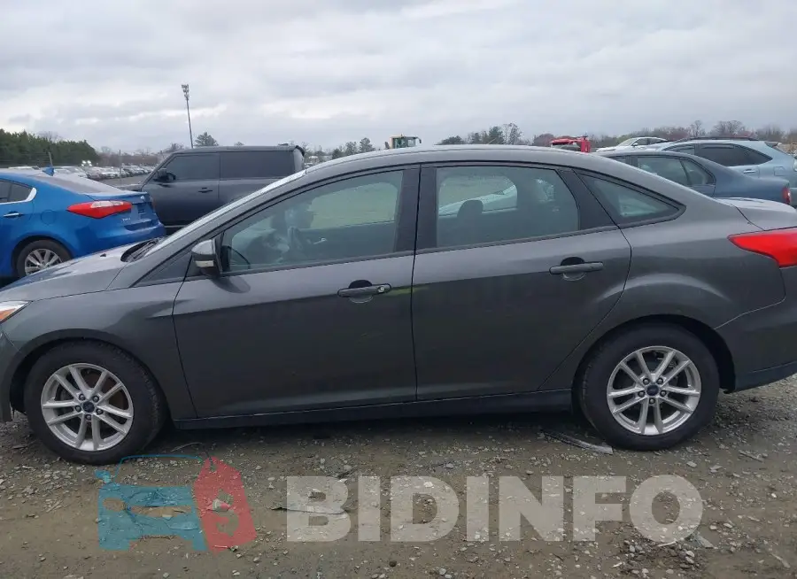 1FADP3F20JL258564 Photo# 14