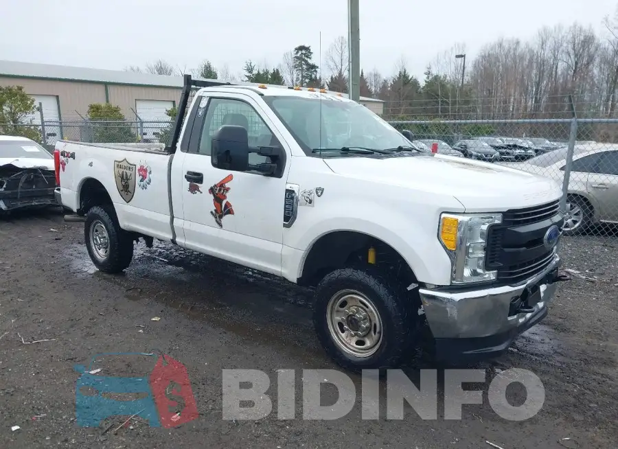 1FTBF2B60HEC06678 Photo# 1