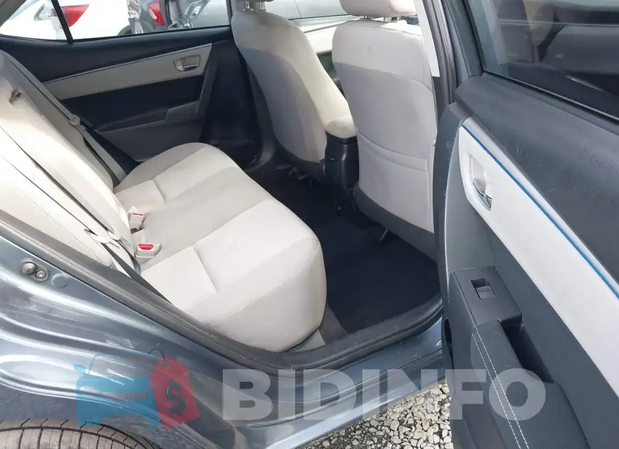 2T1BURHE4FC282949 Photo# 8