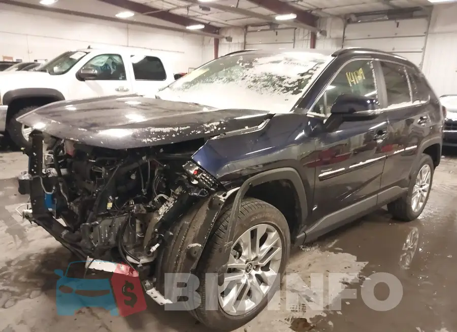 2T3A1RFV6RW449779 Photo# 2