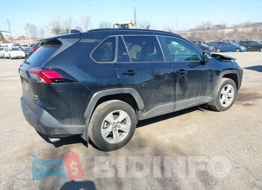 JTMP1RFV8KD511213 Photo# 4
