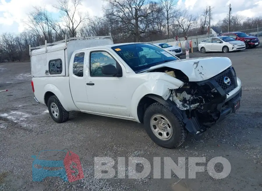 1N6BD0CT2GN737892 Photo# 1