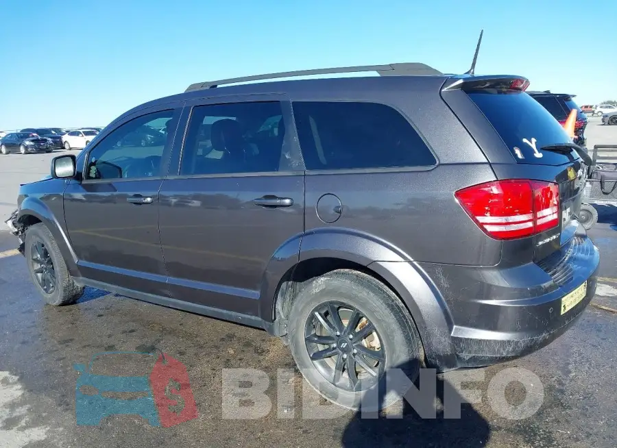 3C4PDCAB8LT274817 Photo# 3
