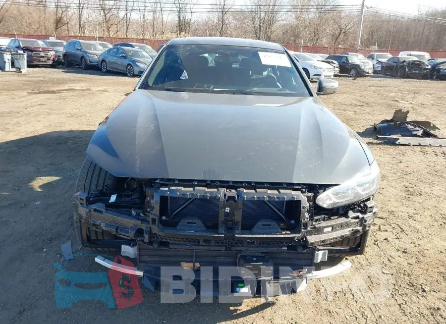 WBY83FB07RFR89708 Photo# 12