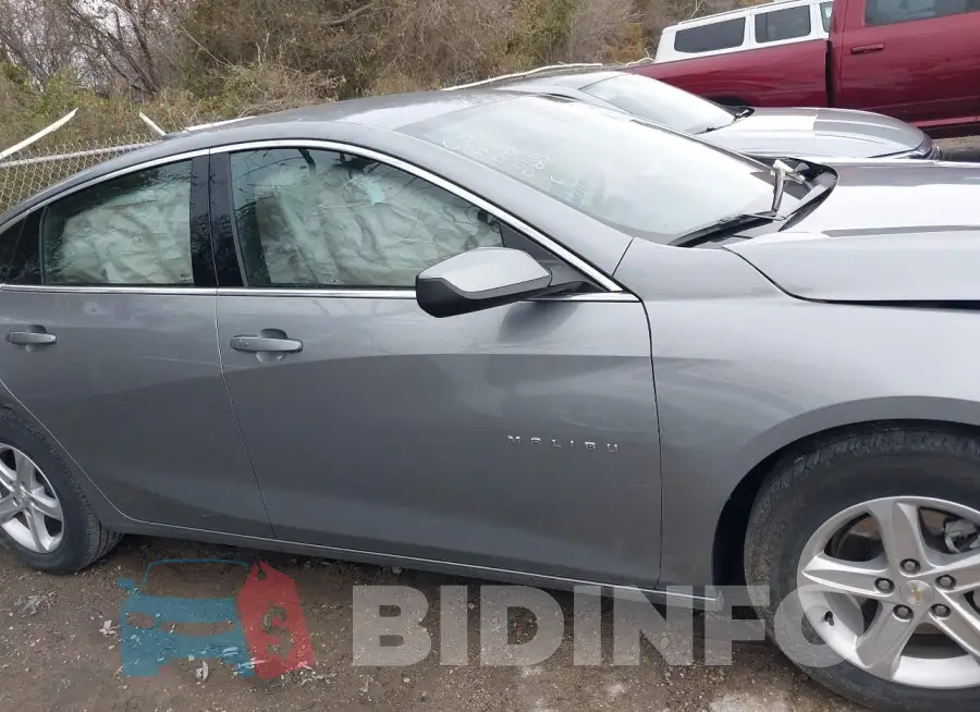 1G1ZD5ST3RF149327 Photo# 13