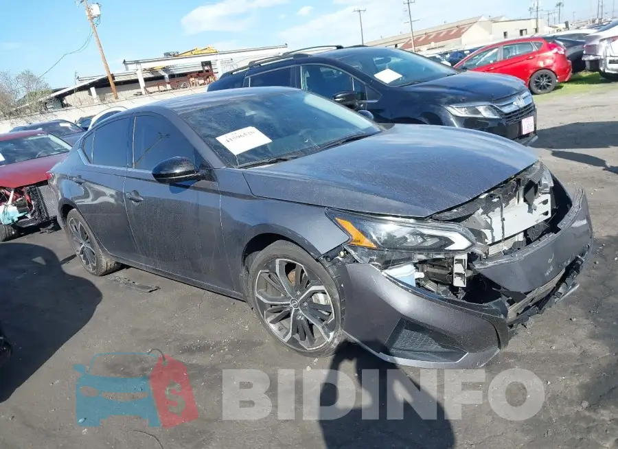 1N4BL4CV9PN426027 Photo# 1
