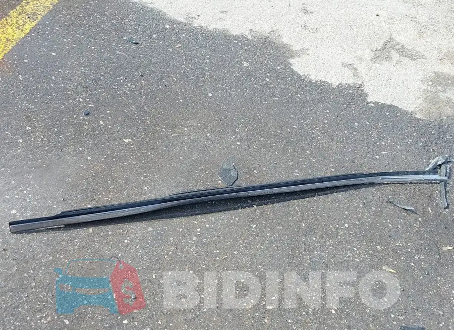 1FAHP2F82FG110285 Photo# 12