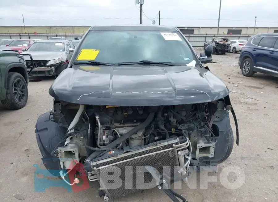 1FM5K8AR1HGC86192 Photo# 12