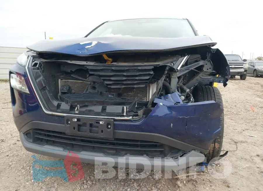 5N1BT3BA6PC811216 Photo# 6