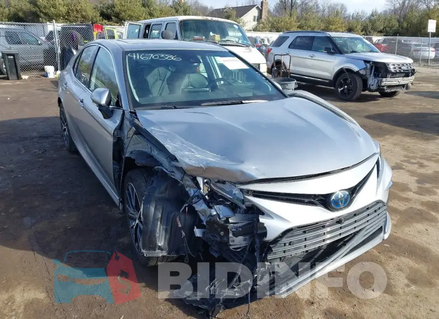 4T1F31AK1PU602136 Photo# 1