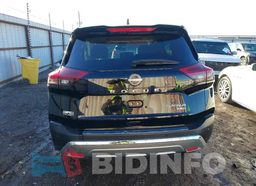JN8BT3DD1PW317537 Photo# 16
