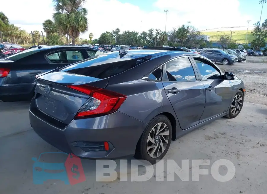 19XFC2F7XHE077687 Photo# 4