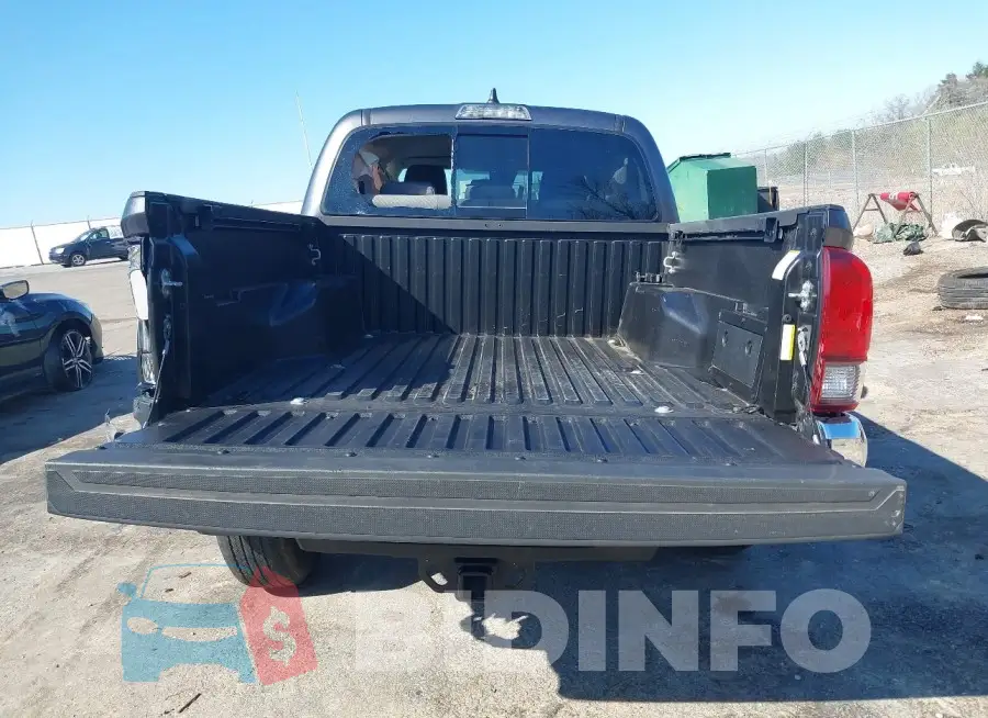 3TMCZ5AN9MM449187 Photo# 16
