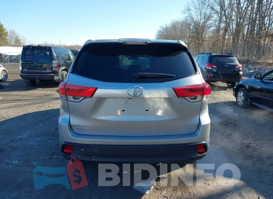 5TDBZRFH6JS875176 Photo# 16