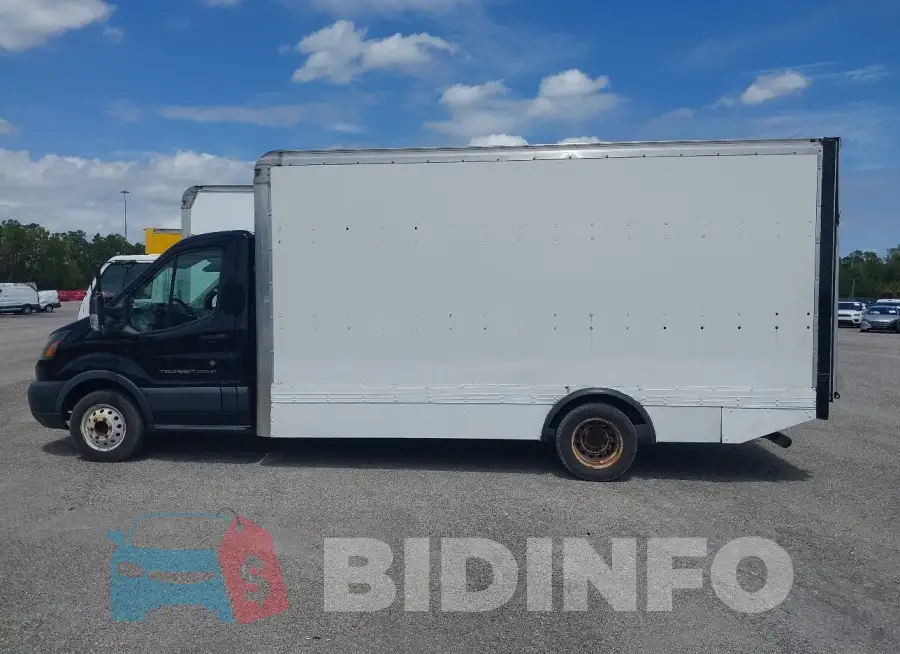1FDBF9ZM2GKB52700 Photo# 14