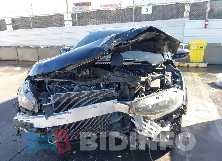 19XFC2F86LE211743 Photo# 6