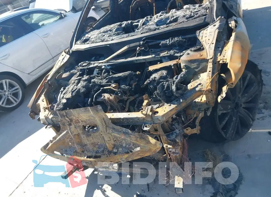 3PCAJ5M39LF115012 Photo# 6