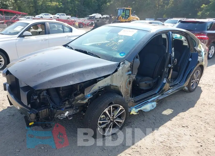 3KPF24AD1RE817933 Photo# 2