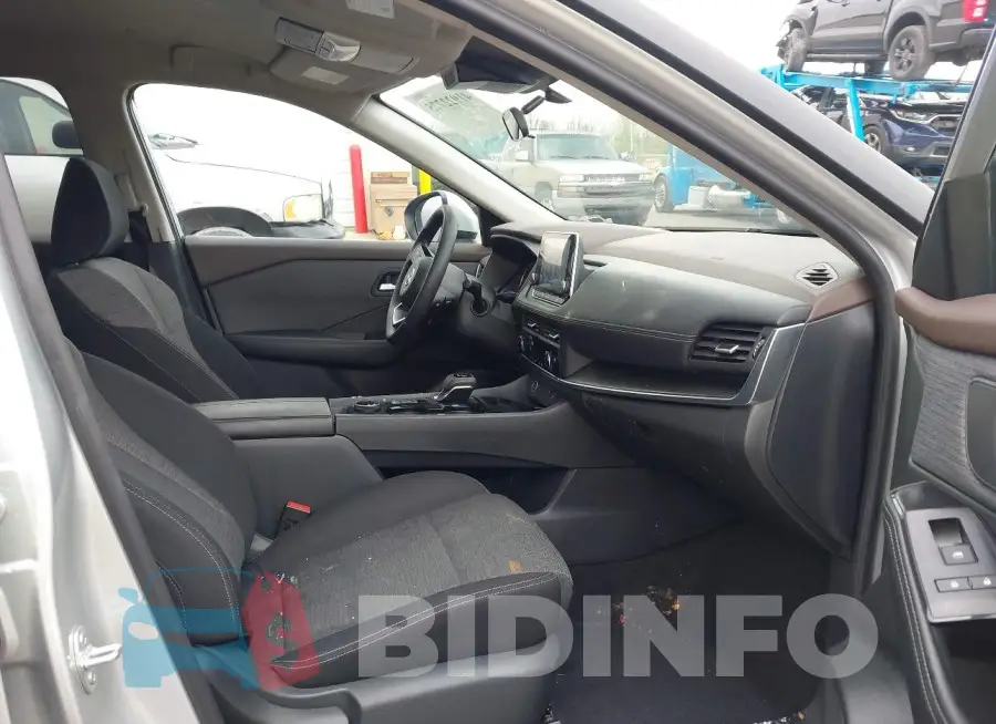 5N1BT3BB6PC924317 Photo# 5