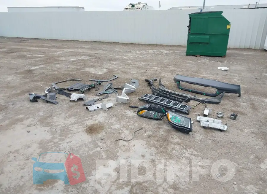 3C4NJCCB1LT218568 Photo# 12