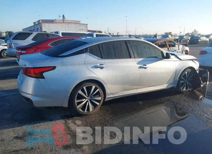 1N4BL4CV3NN330052 Photo# 14