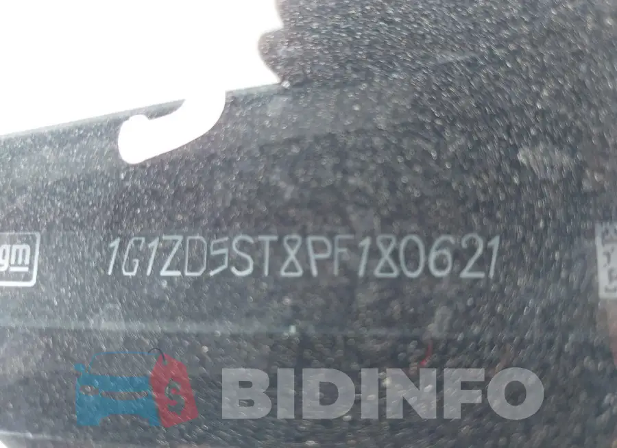 1G1ZD5ST8PF180621 Photo# 9