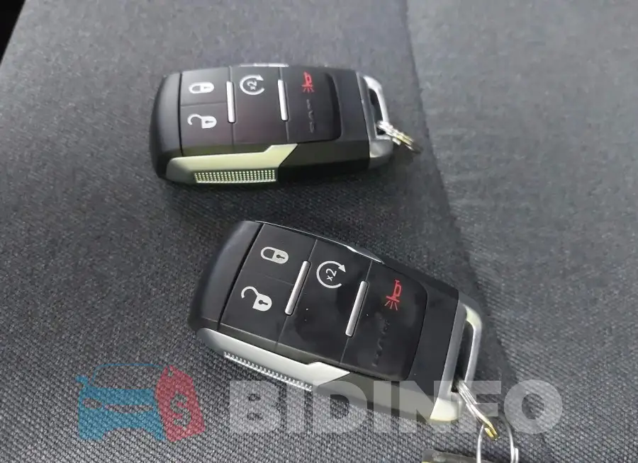 3C63R3HL4RG170655 Photo# 10