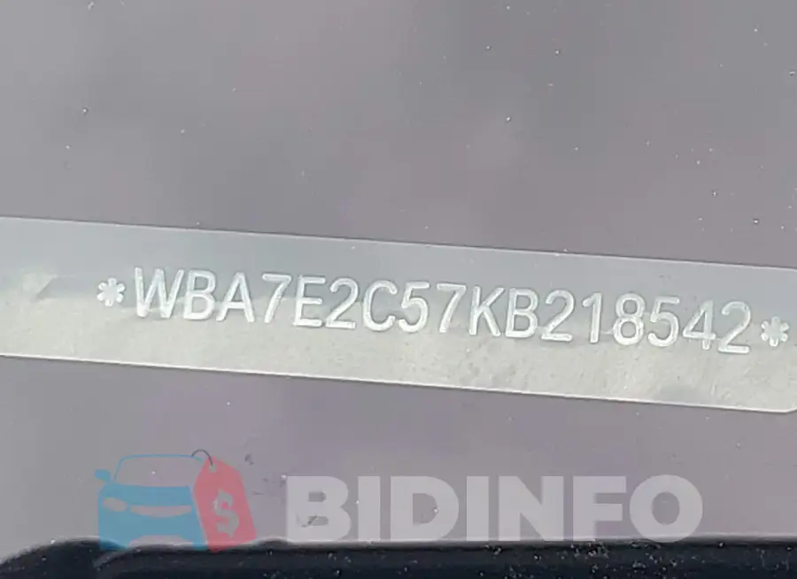 WBA7E2C57KB218542 Photo# 9