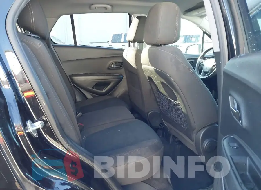 KL7CJKSB5MB337520 Photo# 8