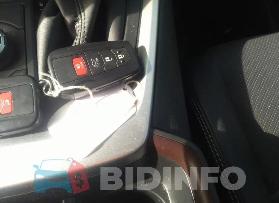 JTMD6RFVXRD139954 Photo# 11