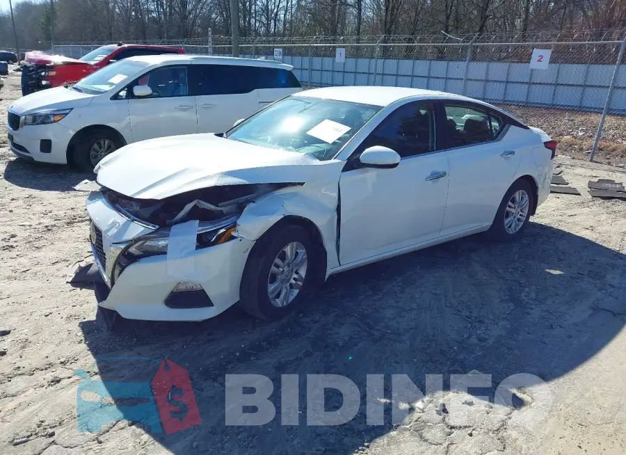1N4BL4BV1KC139318 Photo# 2