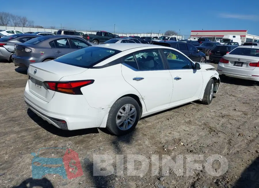 1N4BL4BV1KC139318 Photo# 4