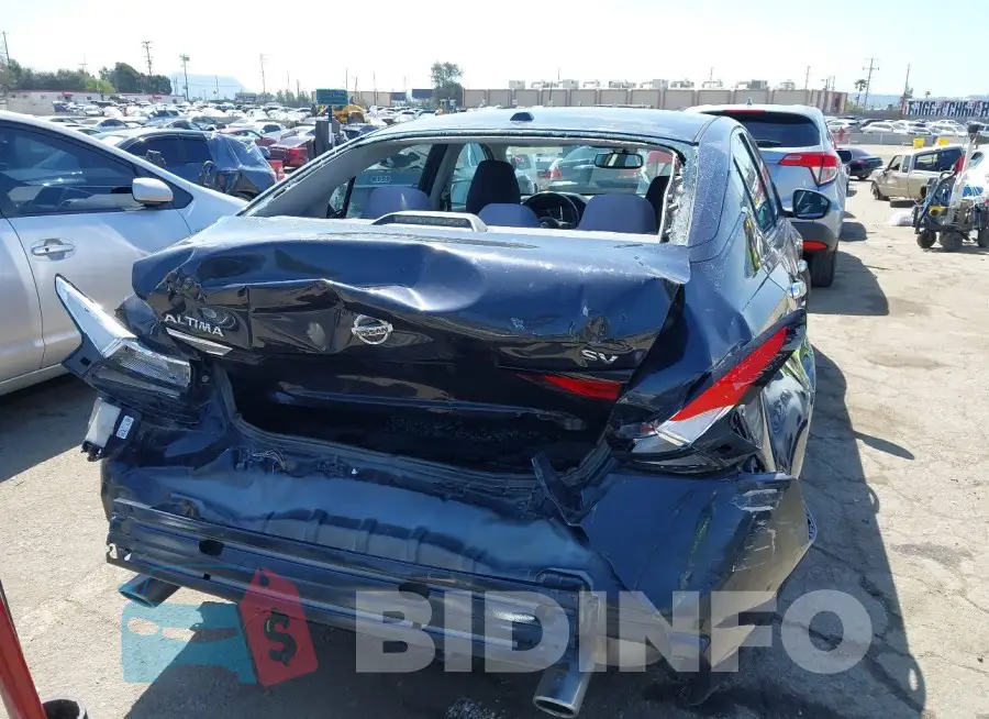 1N4BL4DVXKC192757 Photo# 17