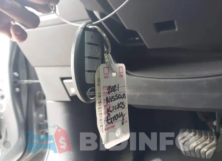 3N1CP5DV6ML475675 Photo# 11