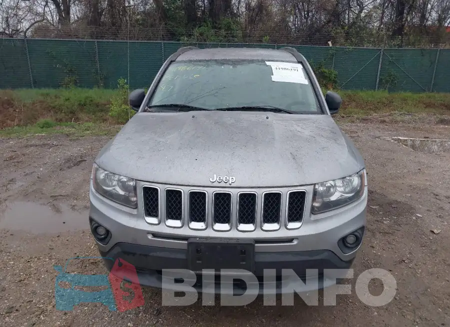 1C4NJCBA4HD123718 Photo# 12