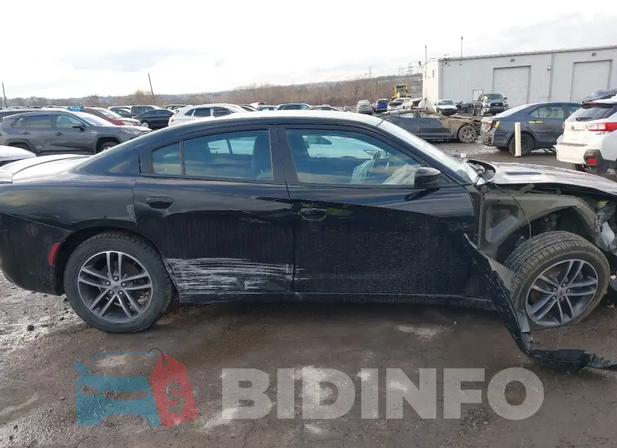 2C3CDXJG3KH630975 Photo# 13