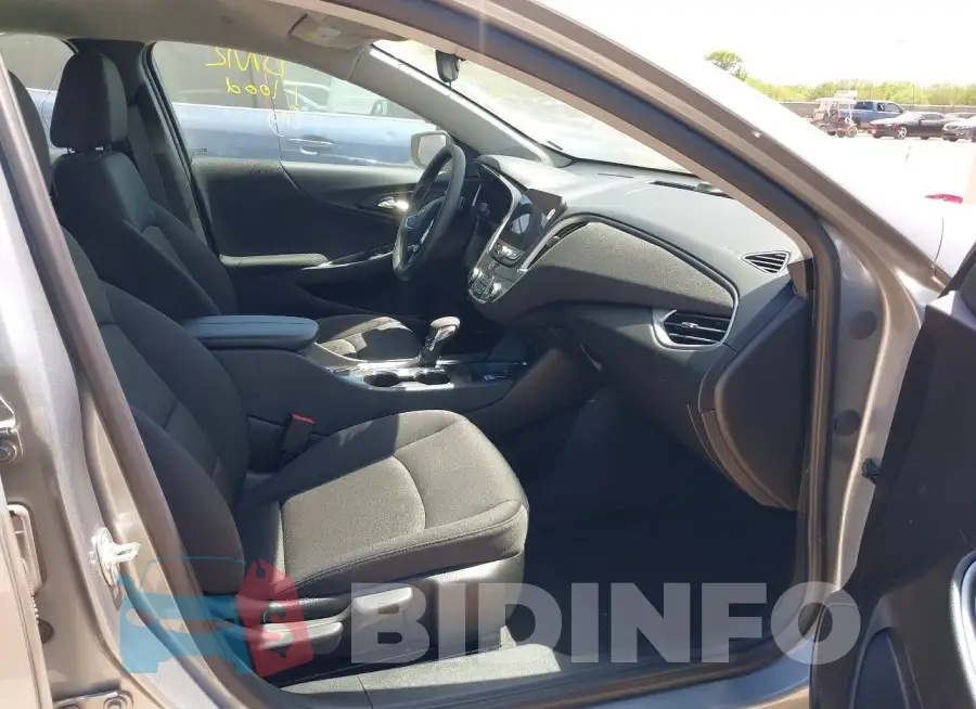 1G1ZD5ST6SF145083 Photo# 5