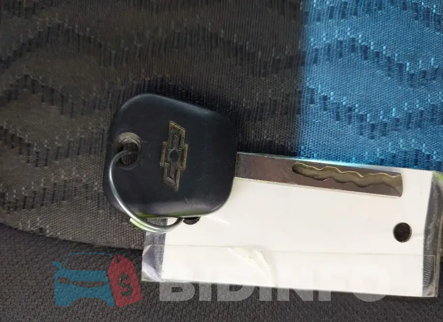 1GNLCDEC5GR423300 Photo# 11