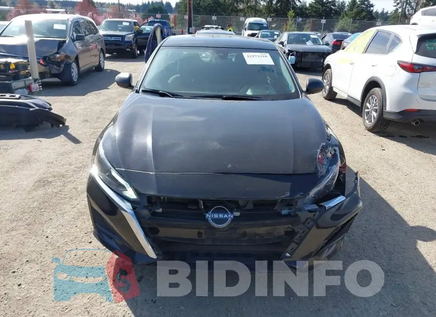 1N4BL4DV4RN377403 Photo# 12