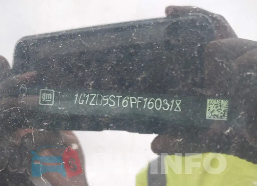 1G1ZD5ST6PF160318 Photo# 9
