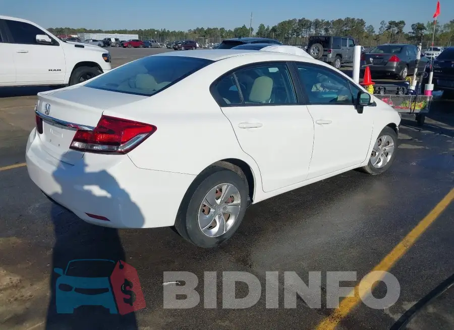 19XFB2F57FE281913 Photo# 4