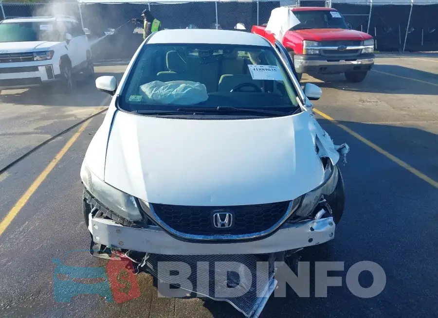 19XFB2F57FE281913 Photo# 13