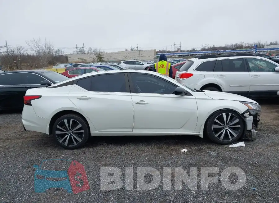 1N4BL4CV2KC116533 Photo# 12