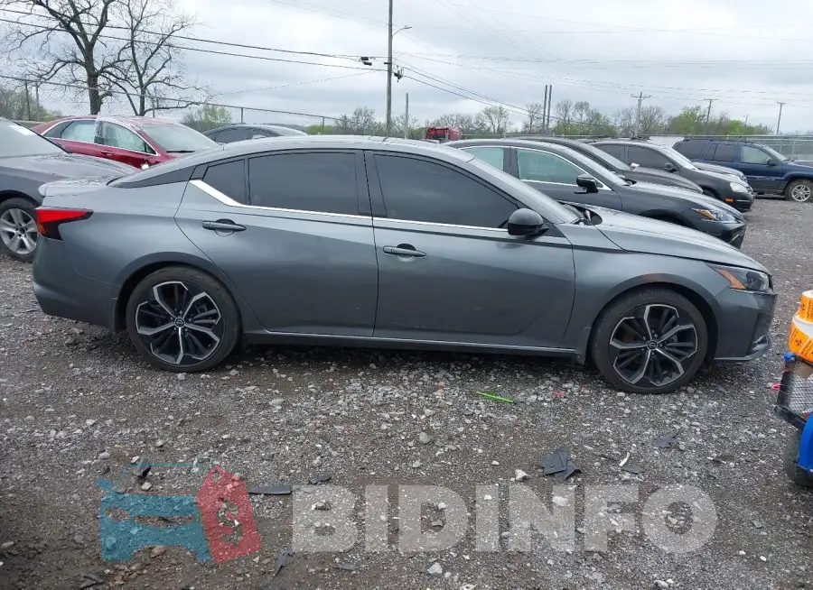 1N4BL4CV2PN406086 Photo# 13