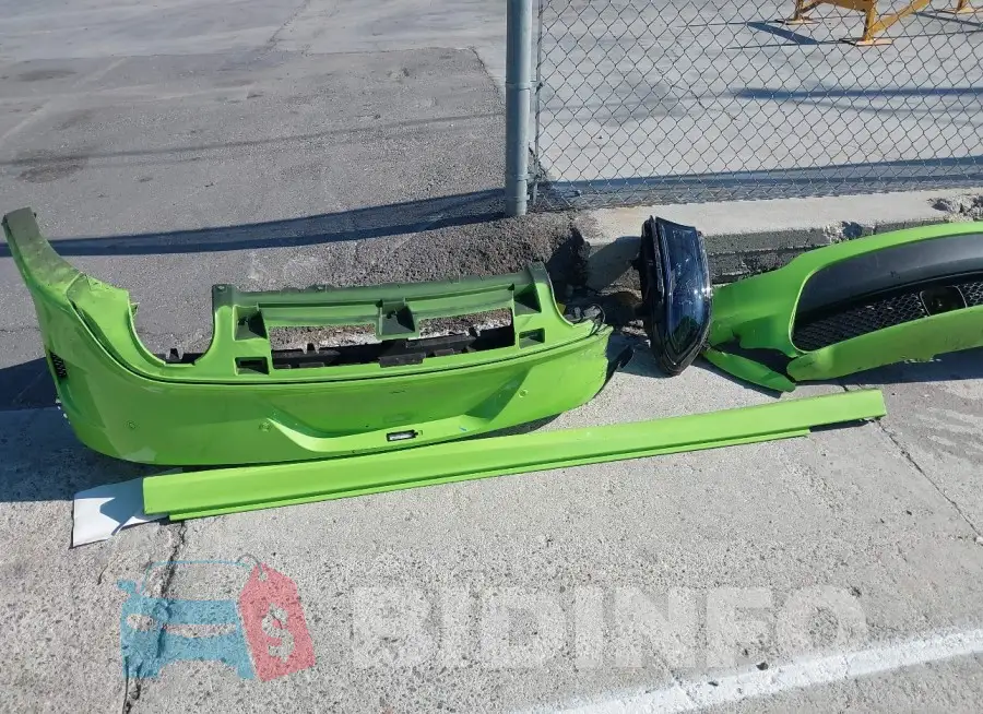 2C3CDXHG7PH687287 Photo# 12