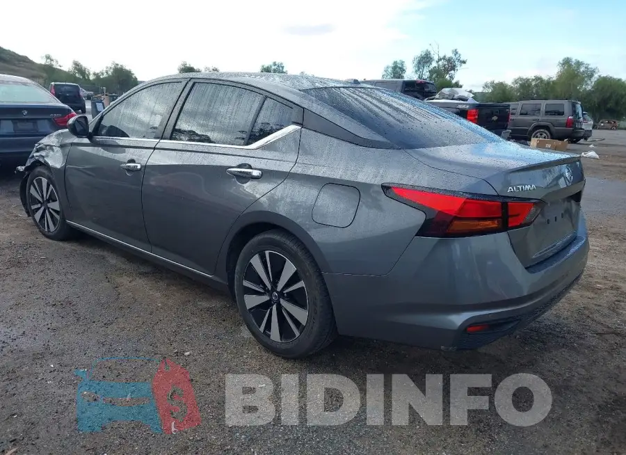 1N4BL4DV3NN315243 Photo# 3
