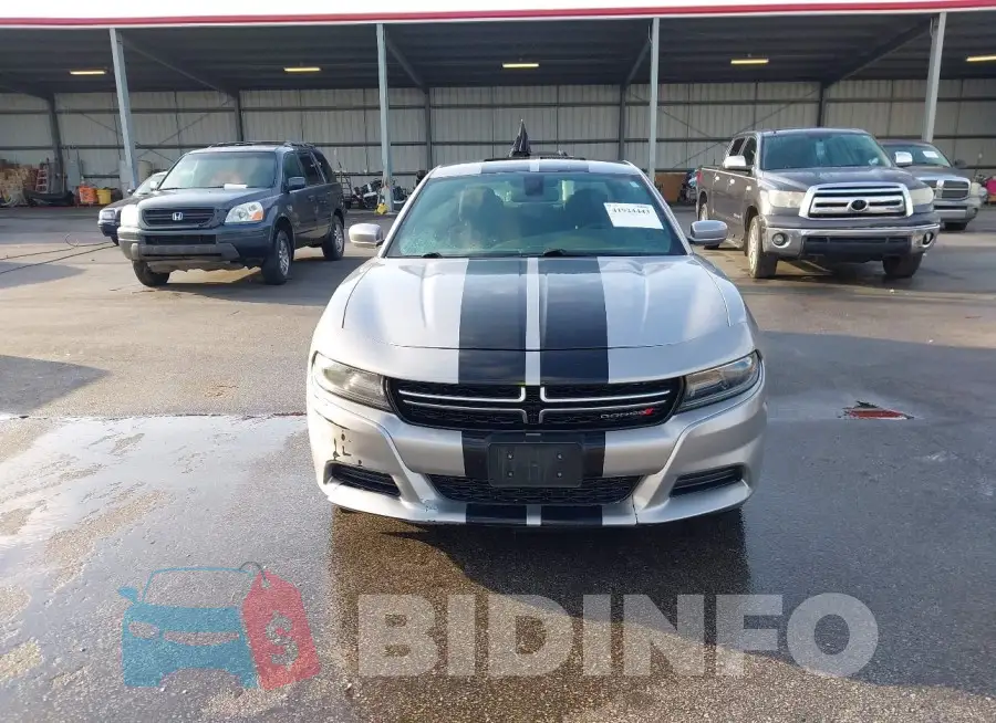 2C3CDXBG8FH790001 Photo# 12