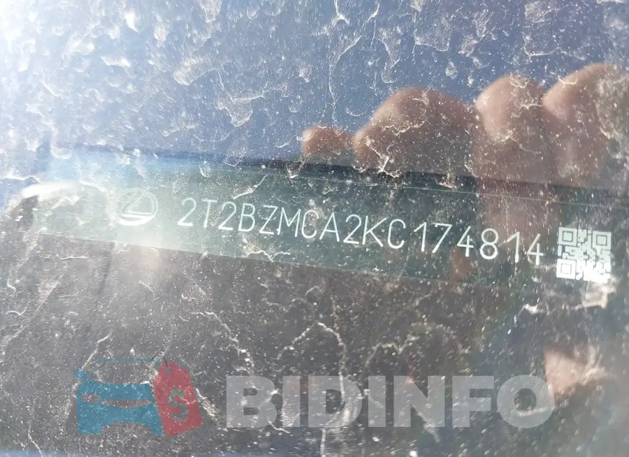 2T2BZMCA2KC174814 Photo# 9