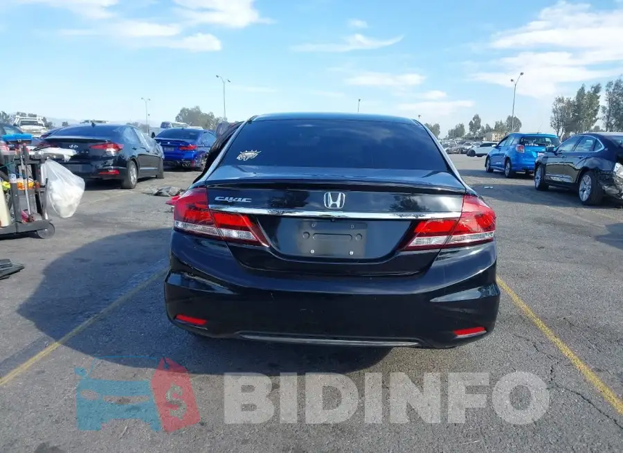 2HGFB2F55FH517240 Photo# 16