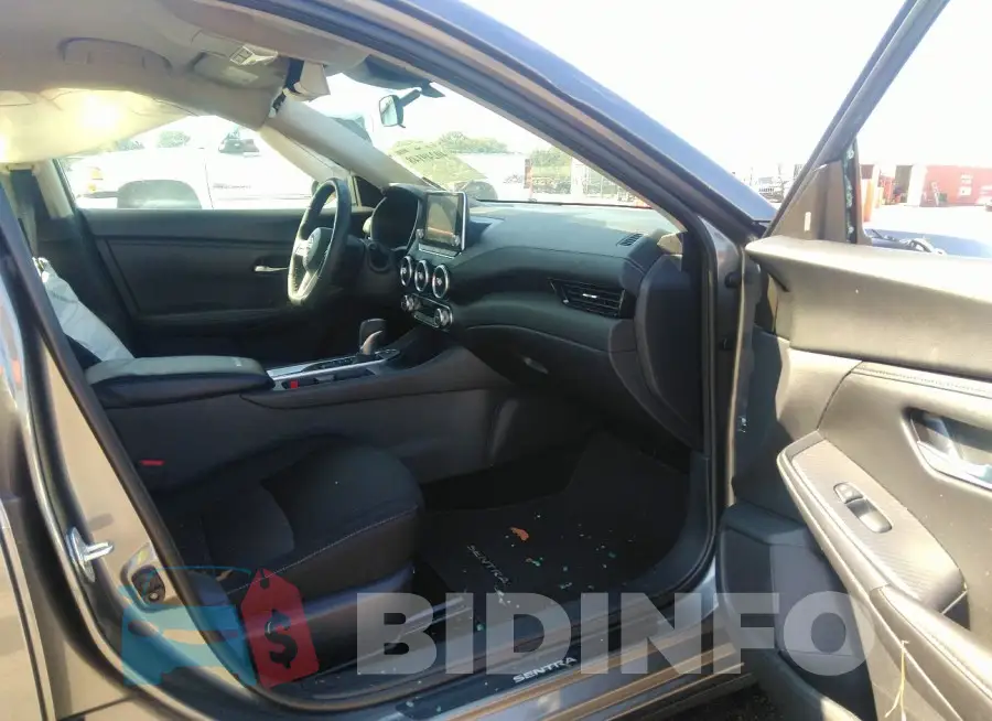 3N1AB8CV3RY280667 Photo# 5
